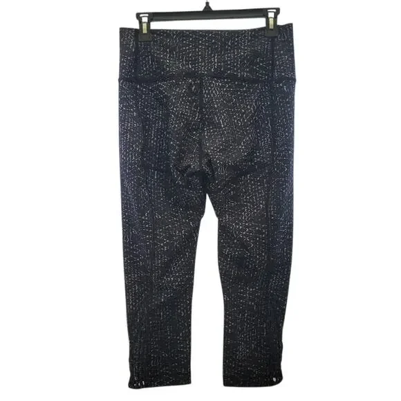 Lululemon True Self Crop II Samba Snake Battleship Black Leggings,  Yoga Pilates - Picture 6 of 16